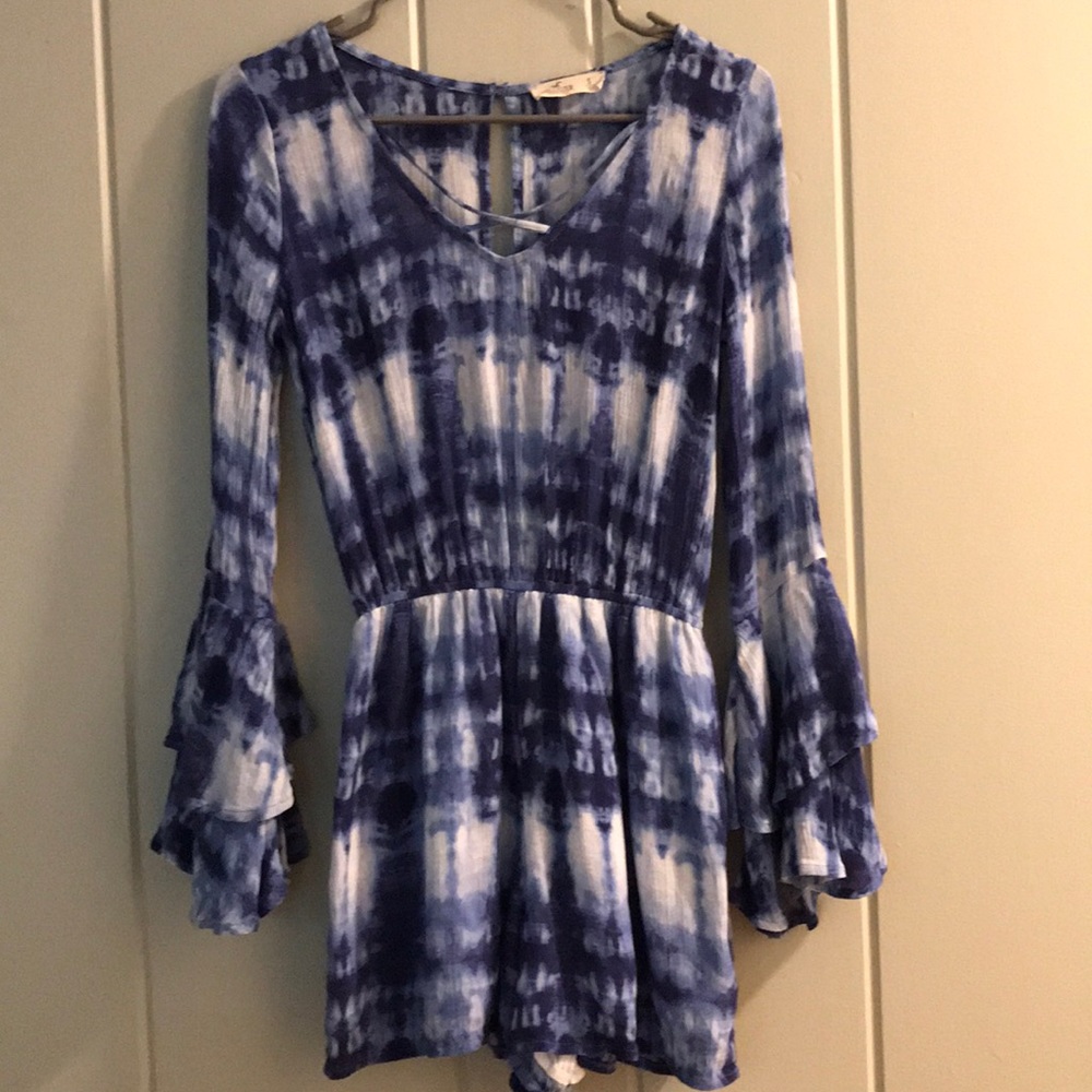 Hollister long sleeved romper. **final price!